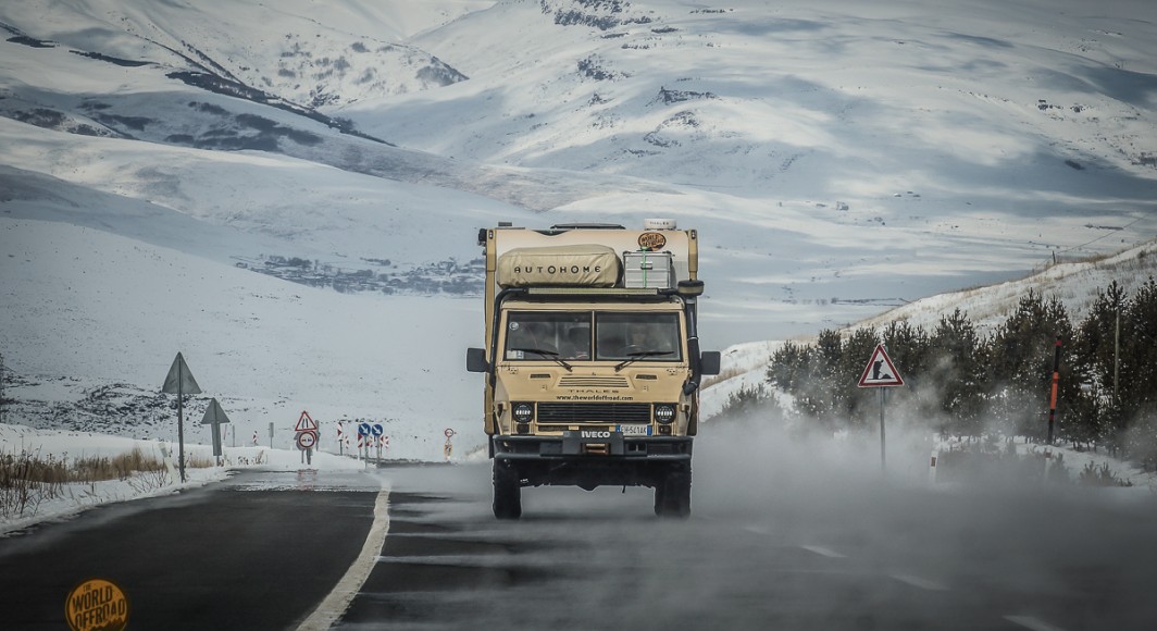 Ο Άκης Τεμπερίδης και η ομάδα του THE WORLD OFFROAD μας δίνουν performance report, από τη παγωμένη Νορβηγία